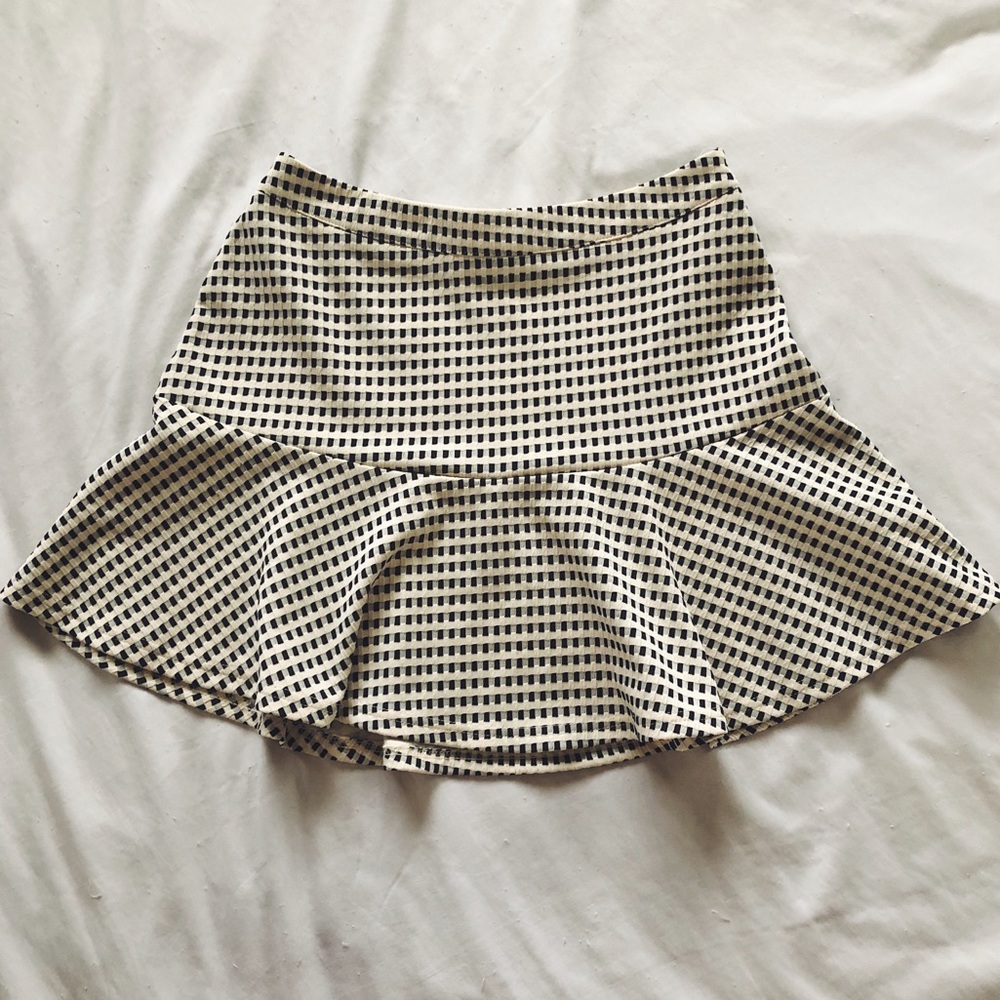 ⚡️SALE⚡️ Peplum Skirt